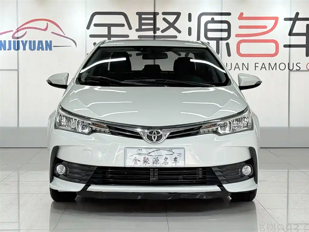 Toyota Corolla 2017 Facelift 1.2T S-CVT GL-i фото 2