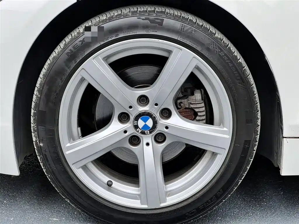 BMW Z4 2012 sDrive20i Leading фото 7