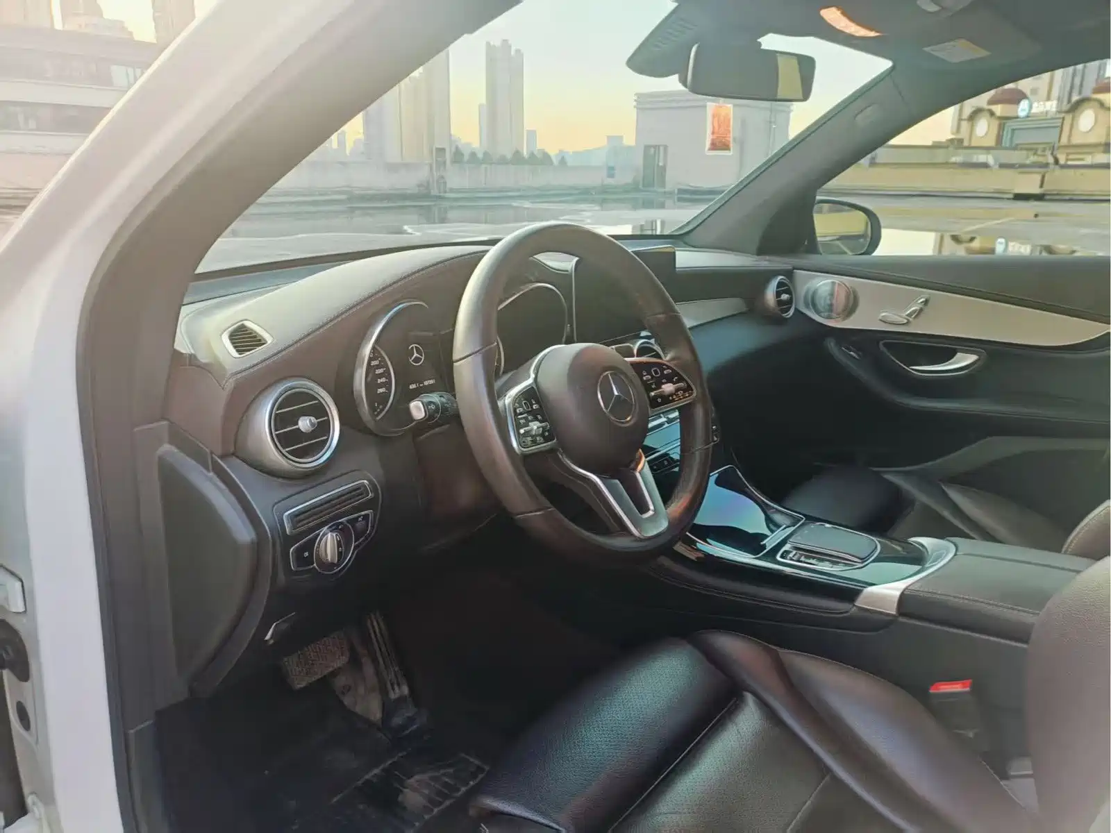 Фото 6 - Mercedes-Benz GLC