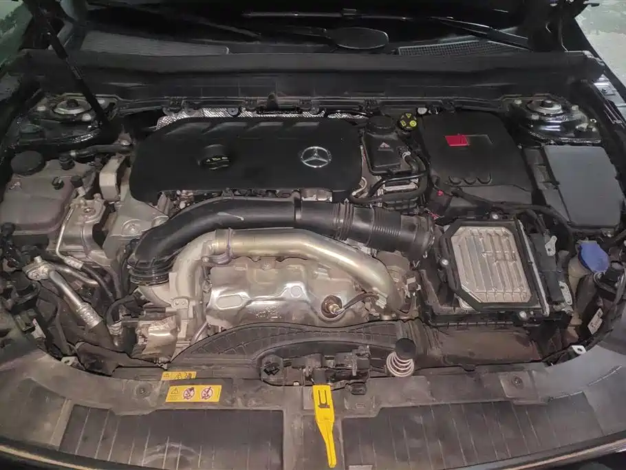 Mercedes-Benz GLB 2024 Facelift GLB 220 Dynamic фото 10