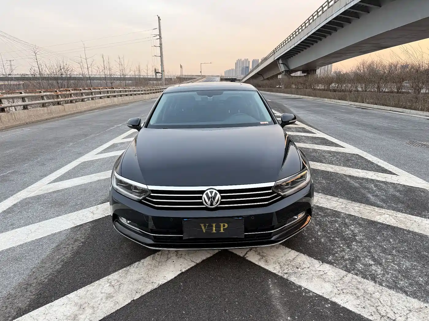 Volkswagen Magotan 2019 330TSI DSG Luxury Class China VI фото 2