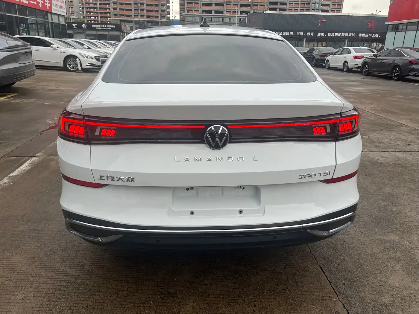 Volkswagen Lamando 2024 Lamando L 280TSI DSG Stylish Edition фото 17