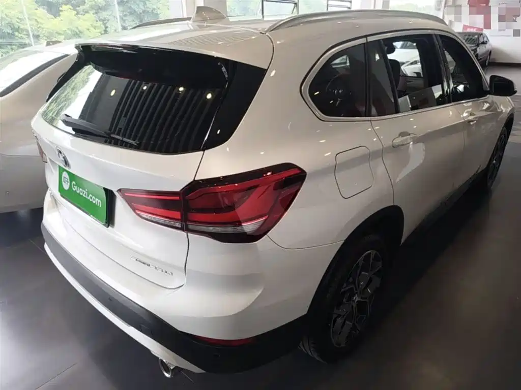 BMW X1 2022 sDrive25Li Leading фото 7