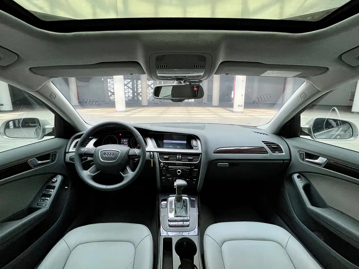 Audi A4L 2016 30 TFSI Collector's Edition Automatic Comfort фото 6