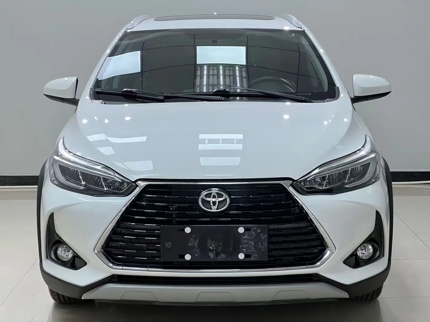 Toyota YARiS L Zhi Xuan 2022 Zhi Xuan X 1.5L CVT Premium Edition фото 2