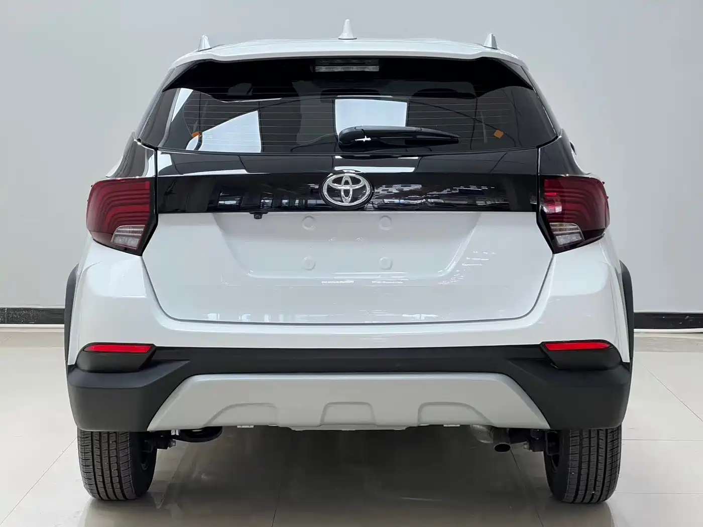 Toyota YARiS L Zhi Xuan 2022 Zhi Xuan X 1.5L CVT Premium Edition фото 4