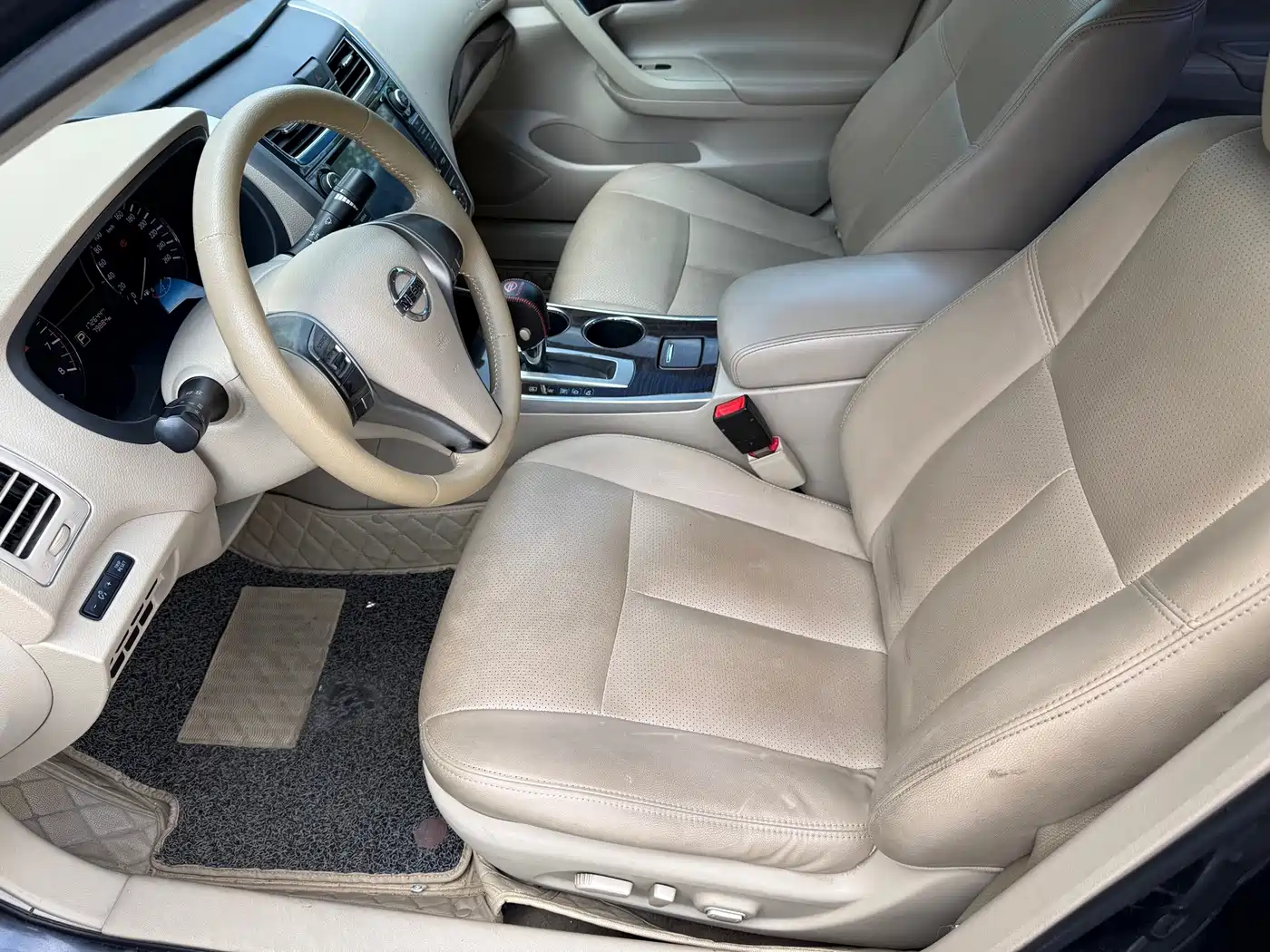 Фото 7 - Nissan Teana