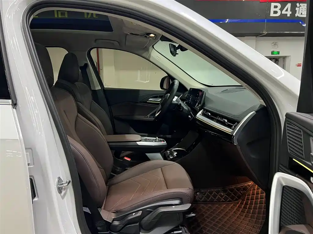 BMW X1 2023 sDrive20Li X Design Package фото 22