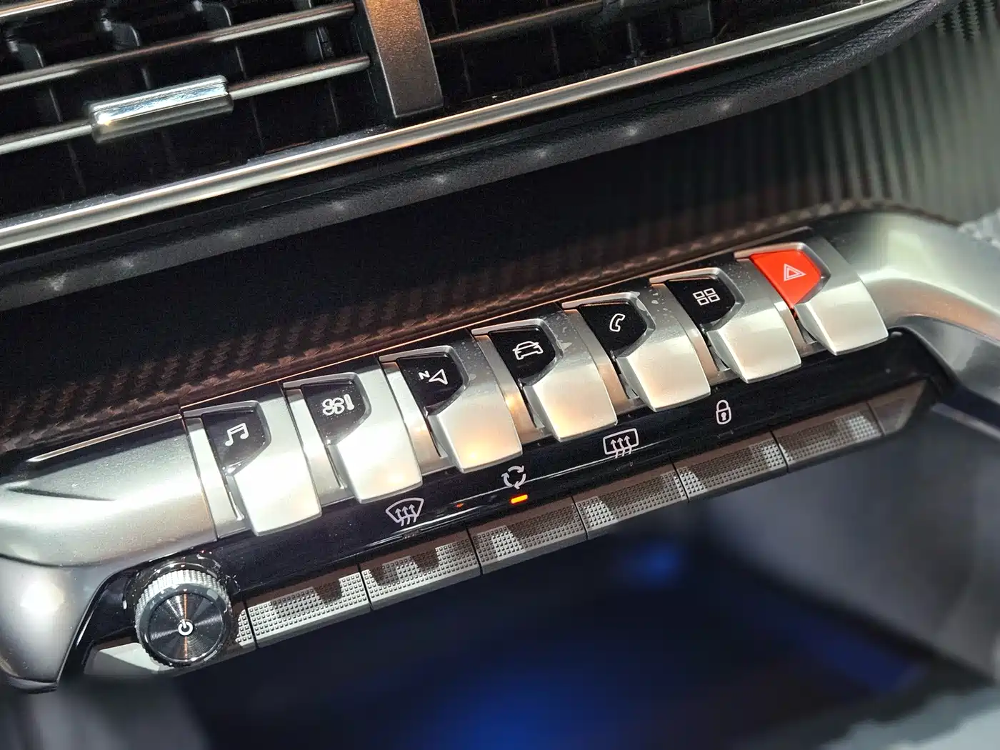 Peugeot 4008 2024 360THP Driving Pleasure Edition фото 11