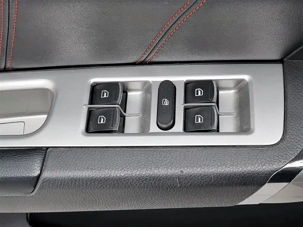 Haval H6 2017 Red Label Sport Edition 1.5T Automatic 2WD Premium фото 9