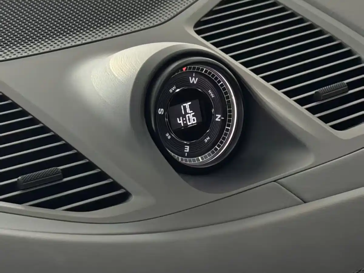 2025 Porsche Cayenne