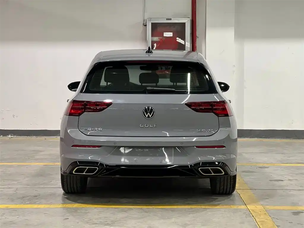 Volkswagen Golf 2023 280TSI DSG R-Line Lite фото 6