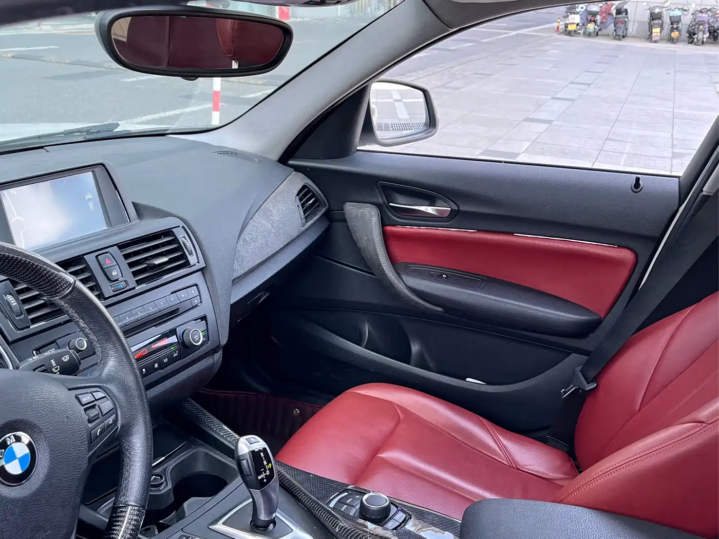 BMW 1 Series (Import) 2013 Facelift 118i Leading Model фото 19