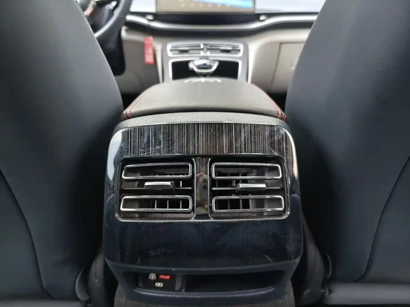 BYD Qin PLUS 2021 DM-i 55KM Flagship фото 8