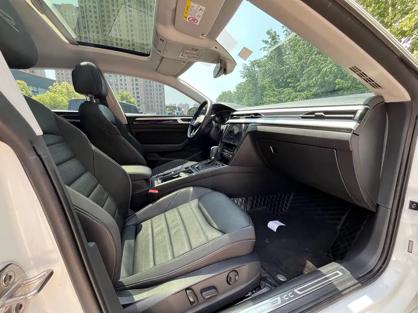 Volkswagen FAW-Volkswagen CC 2024 380TSI Eye-catching Public Sharing Edition фото 30