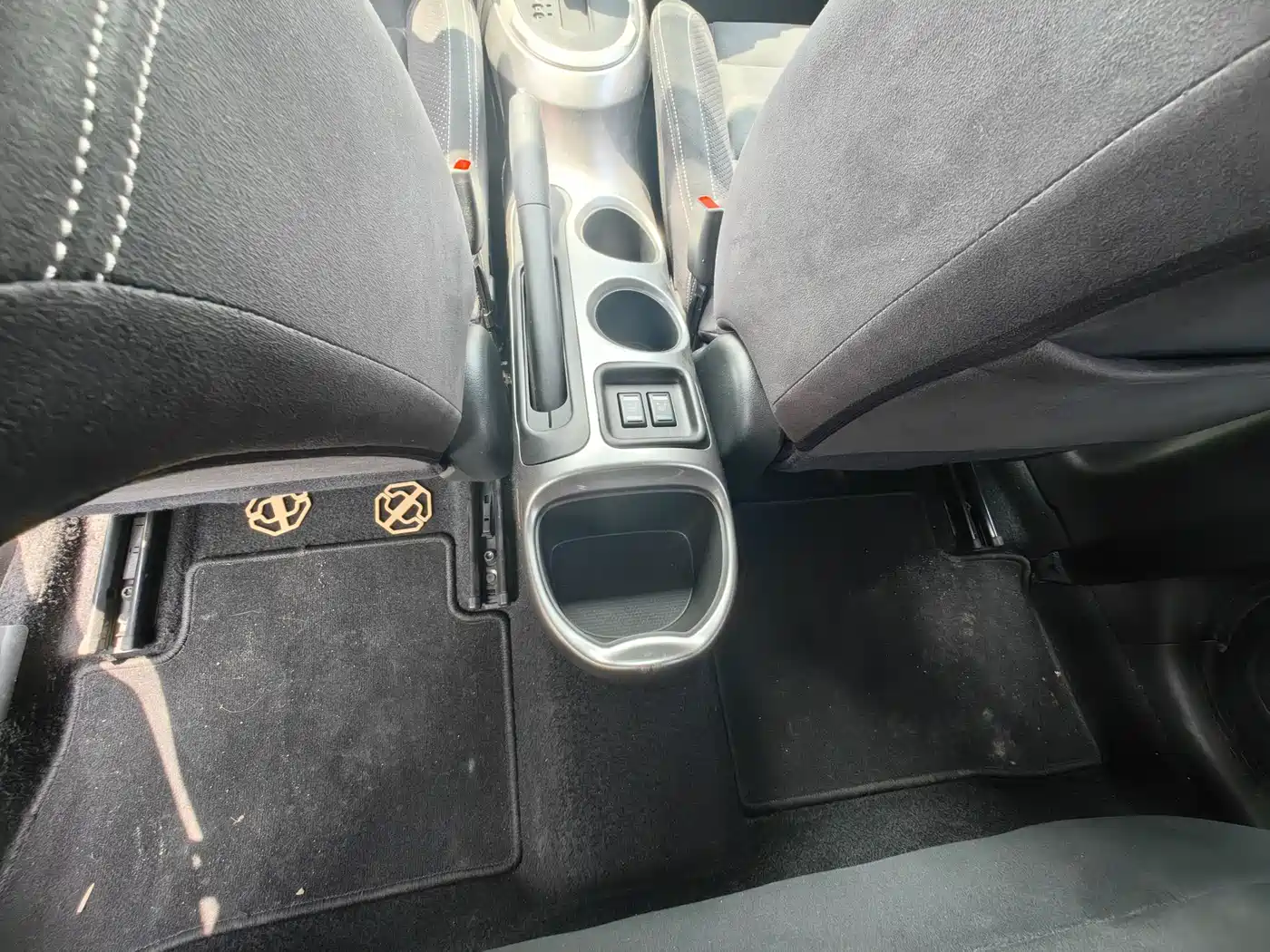 INFINITI ESQ
