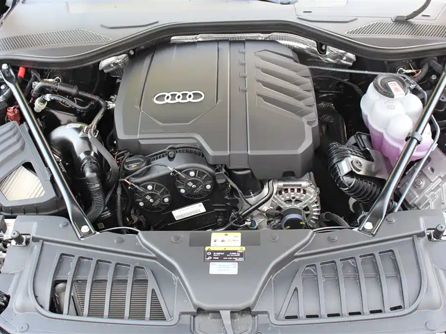 Audi A8 2023 A8L 50 TFSI quattro Exclusive фото 13