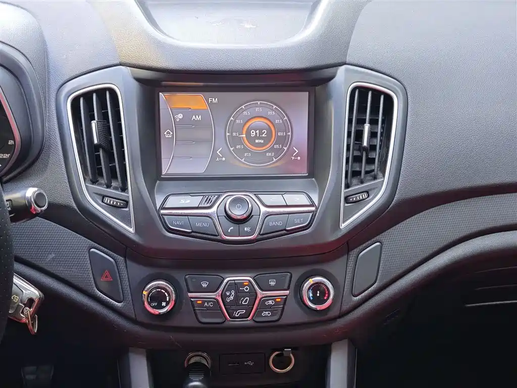 CHERY TIGGO 5