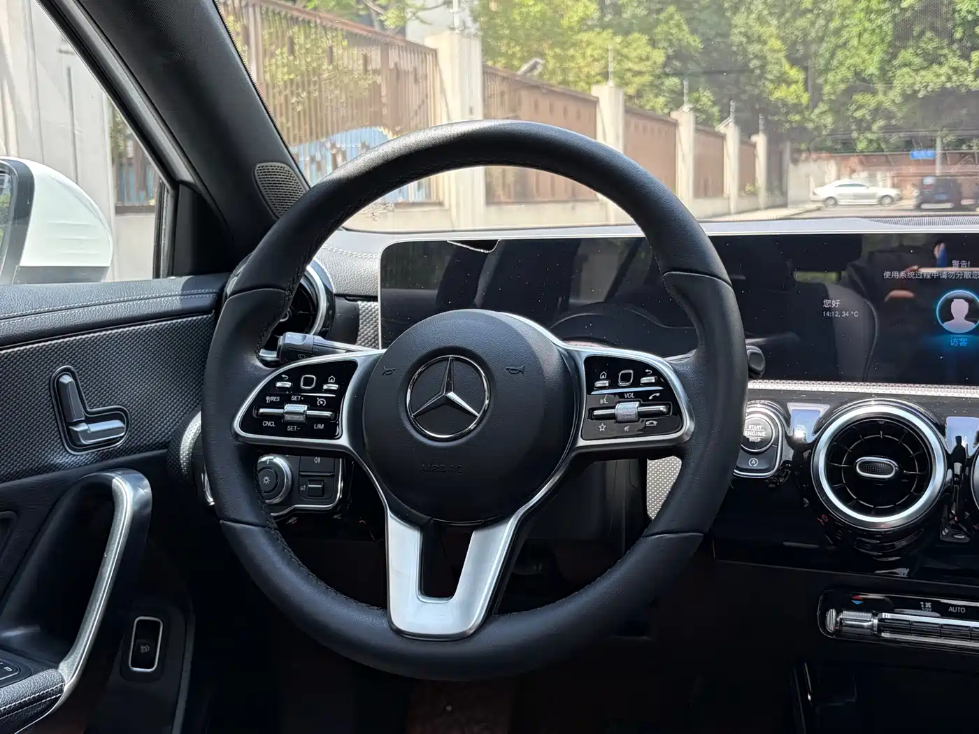 Mercedes-Benz A-Class 2019 A 200 L фото 25