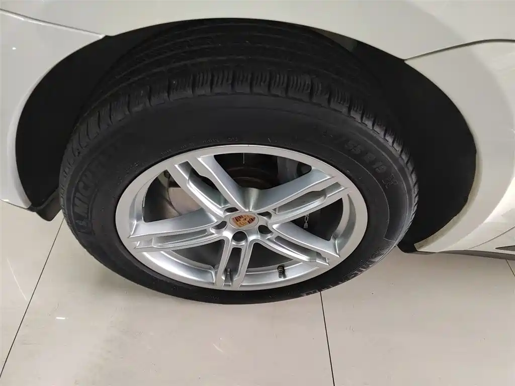 Porsche Macan 2022 Macan 2.0T фото 23