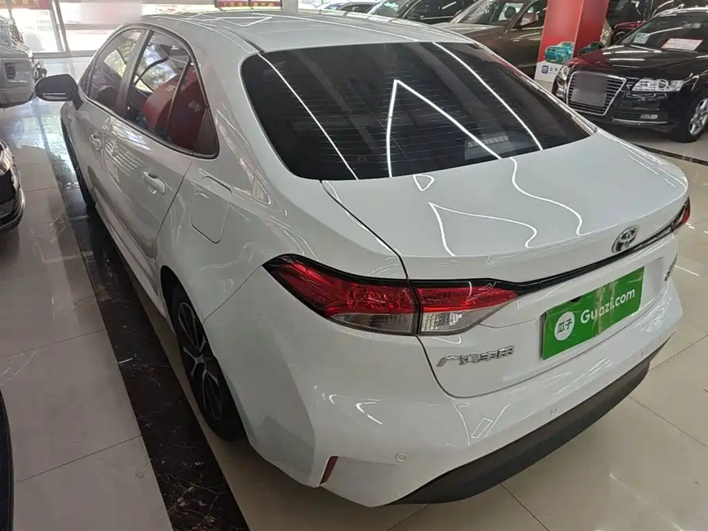 Toyota Levin 2023 Smart Hybrid 1.8L Leading Edition фото 5