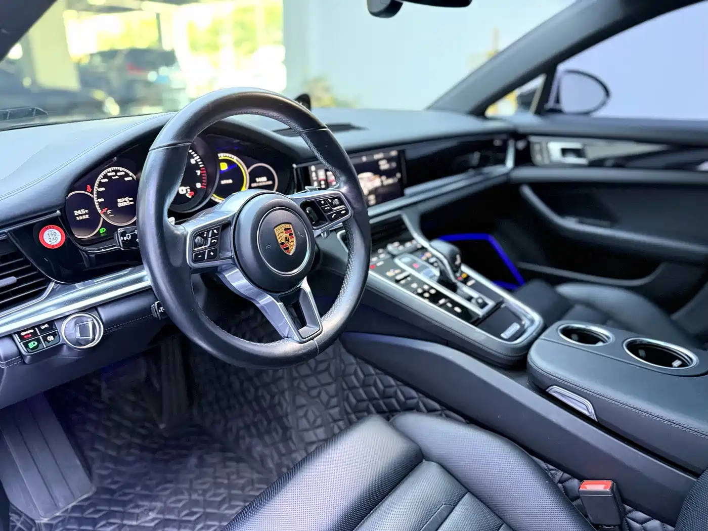 Porsche Panamera 2017 Panamera 4 Executive Long Wheelbase 3.0T фото 4