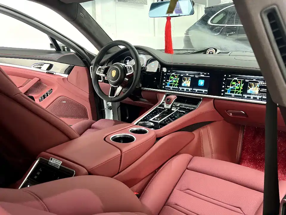 Porsche Panamera 2010 Panamera 3.6L фото 8