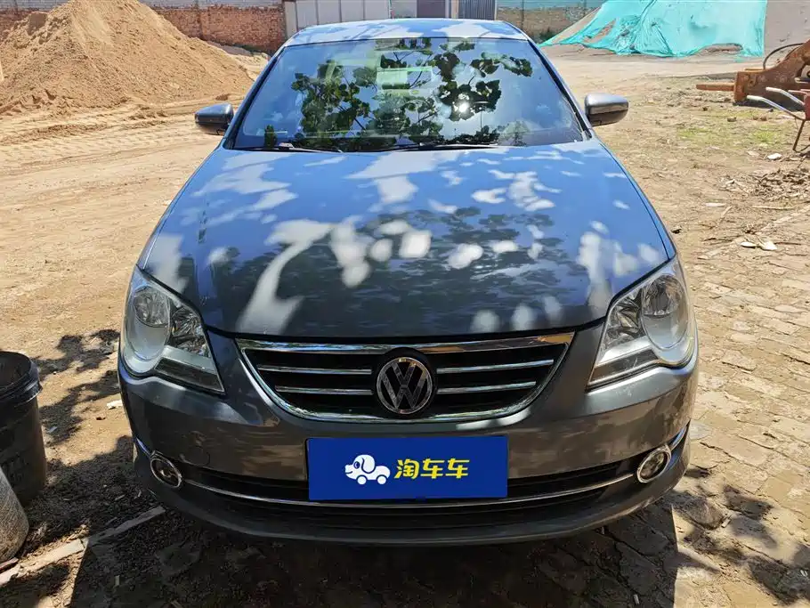 Volkswagen Bora 2011 1.6L Automatic Fashion фото 2