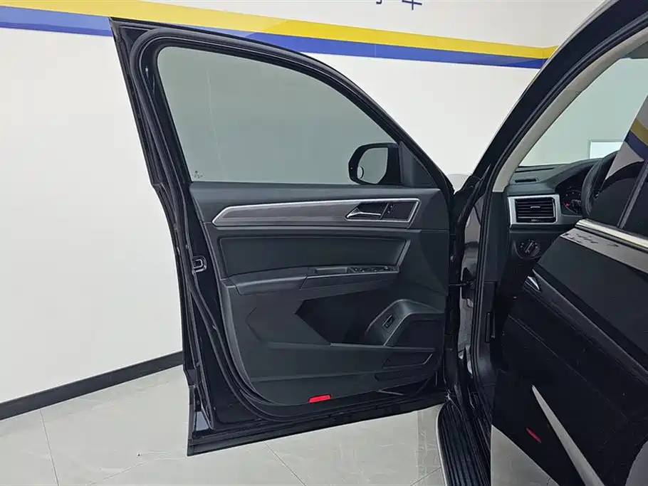 Volkswagen Teramont 2017 330TSI 2WD Luxury фото 7