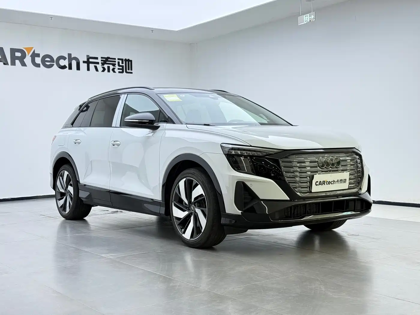 Audi Q5 e-tron 2024 50 e-tron quattro Glory Edition Mech Package фото 7