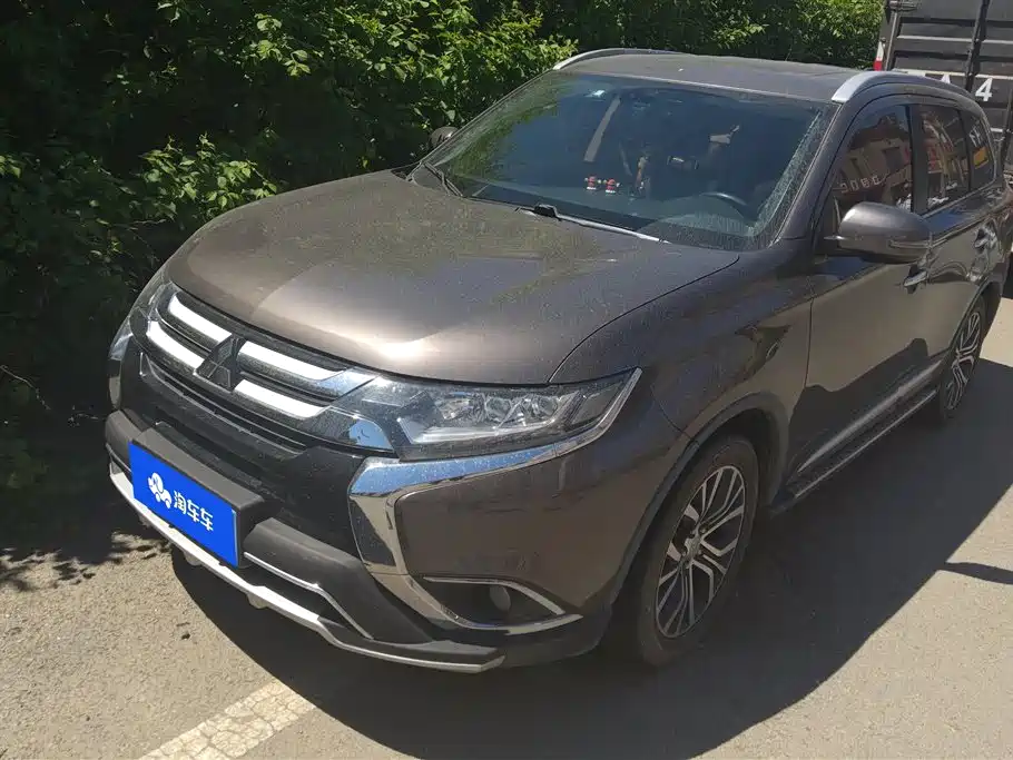 Mitsubishi Outlander 2018 2.4L 4WD Elite Edition 5-seater