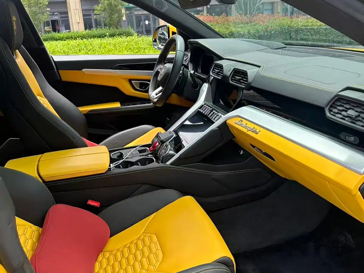 Lamborghini Urus 2019 2018 4.0T V8