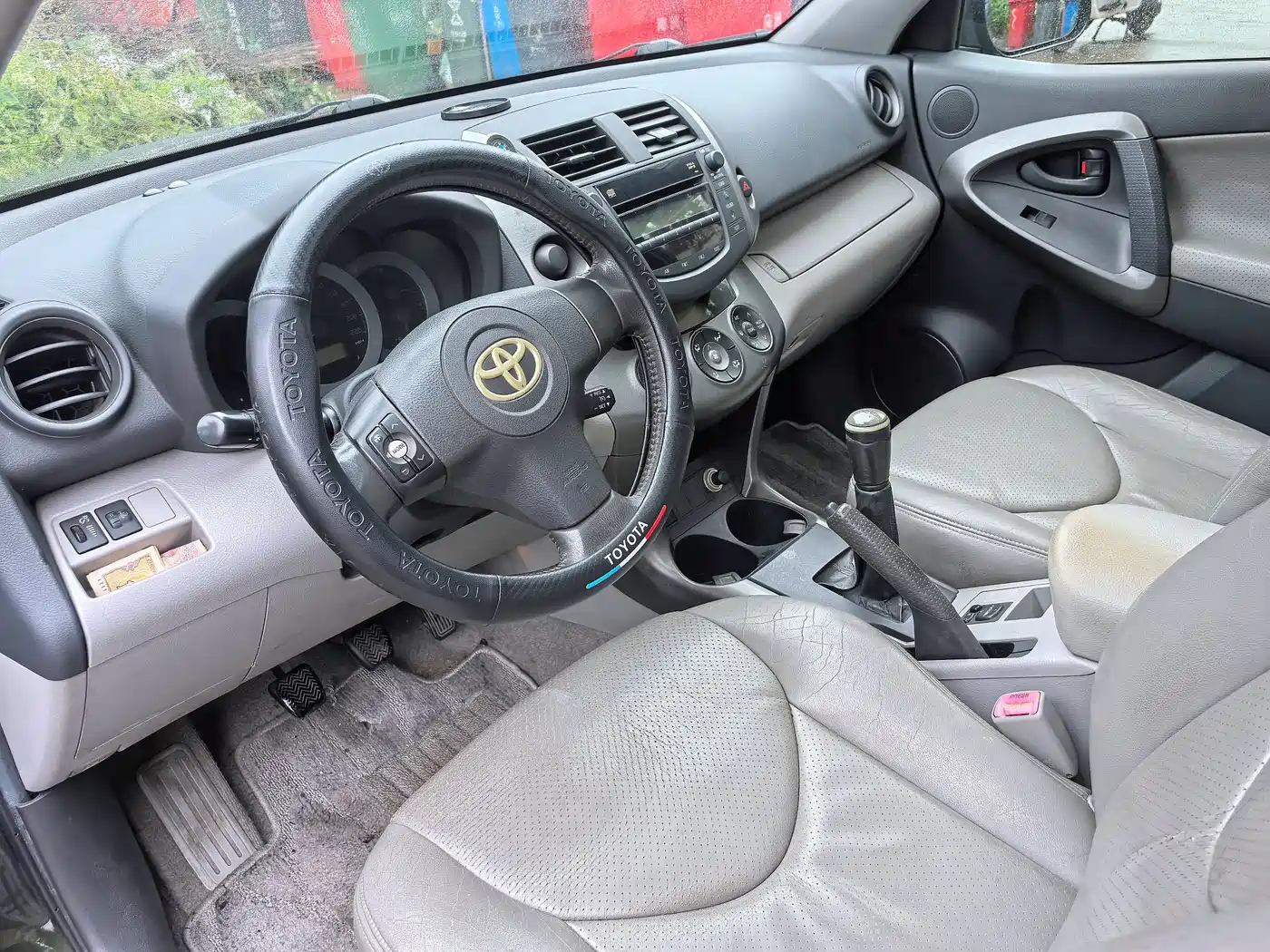 Toyota RAV4 Rongfang 2009 2.0L Manual Luxury Edition фото 11