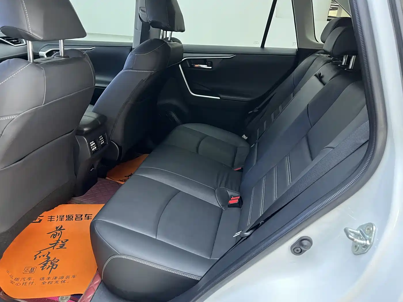Toyota RAV4 Rongfang 2022 2.0L CVT 2WD Trend Plus Edition фото 8