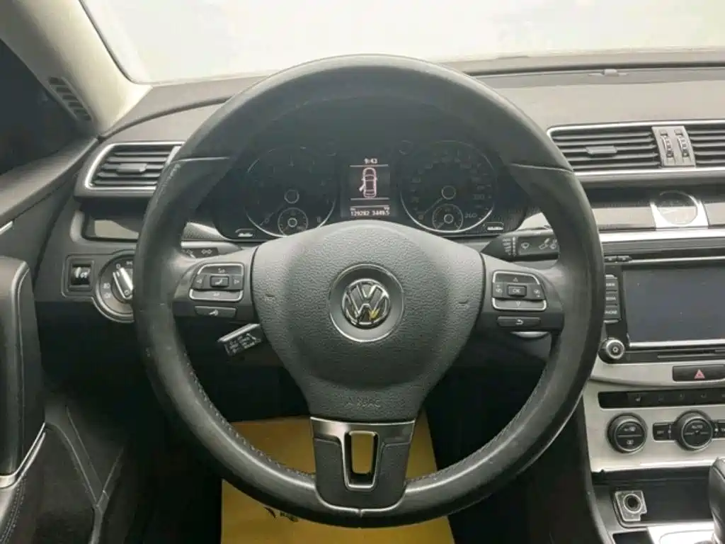 Volkswagen Magotan 2015 Facelift 2.0TSI Luxury фото 9