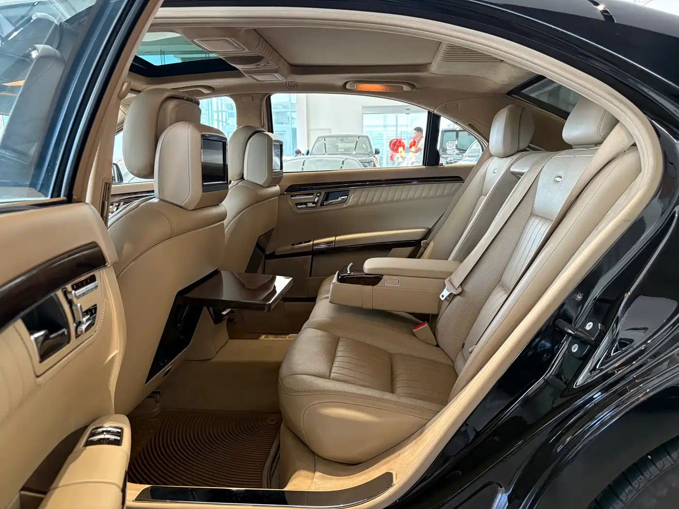 Mercedes-Benz S-Class 2010 S 600 L фото 23