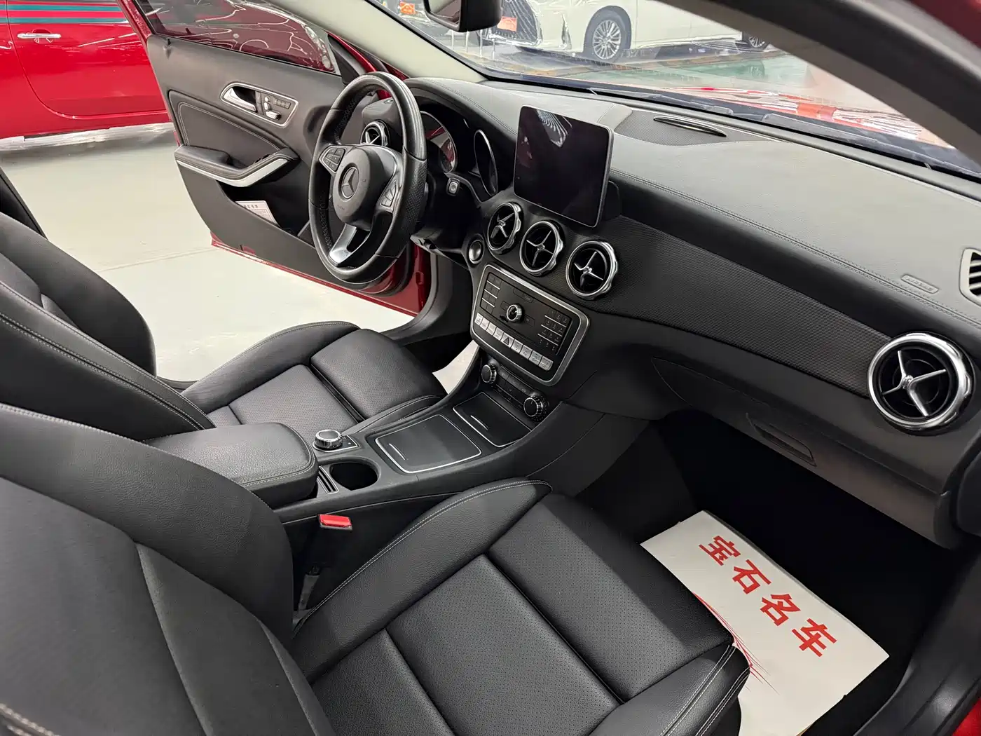 Mercedes-Benz GLA 2018 GLA 220 4MATIC Sport фото 5