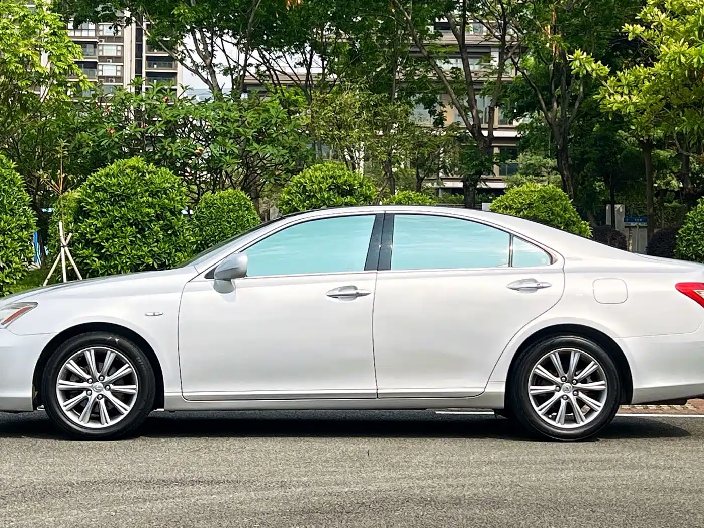 Lexus ES 2006 350 Luxury Edition фото 17