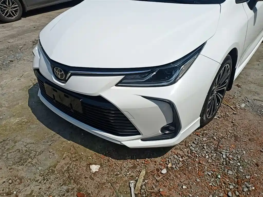Toyota Corolla 2019 1.2T S-CVT Sport Edition фото 24
