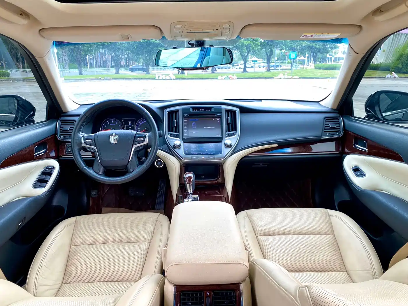 Toyota Crown 2018 2.0T Fashion Edition фото 5