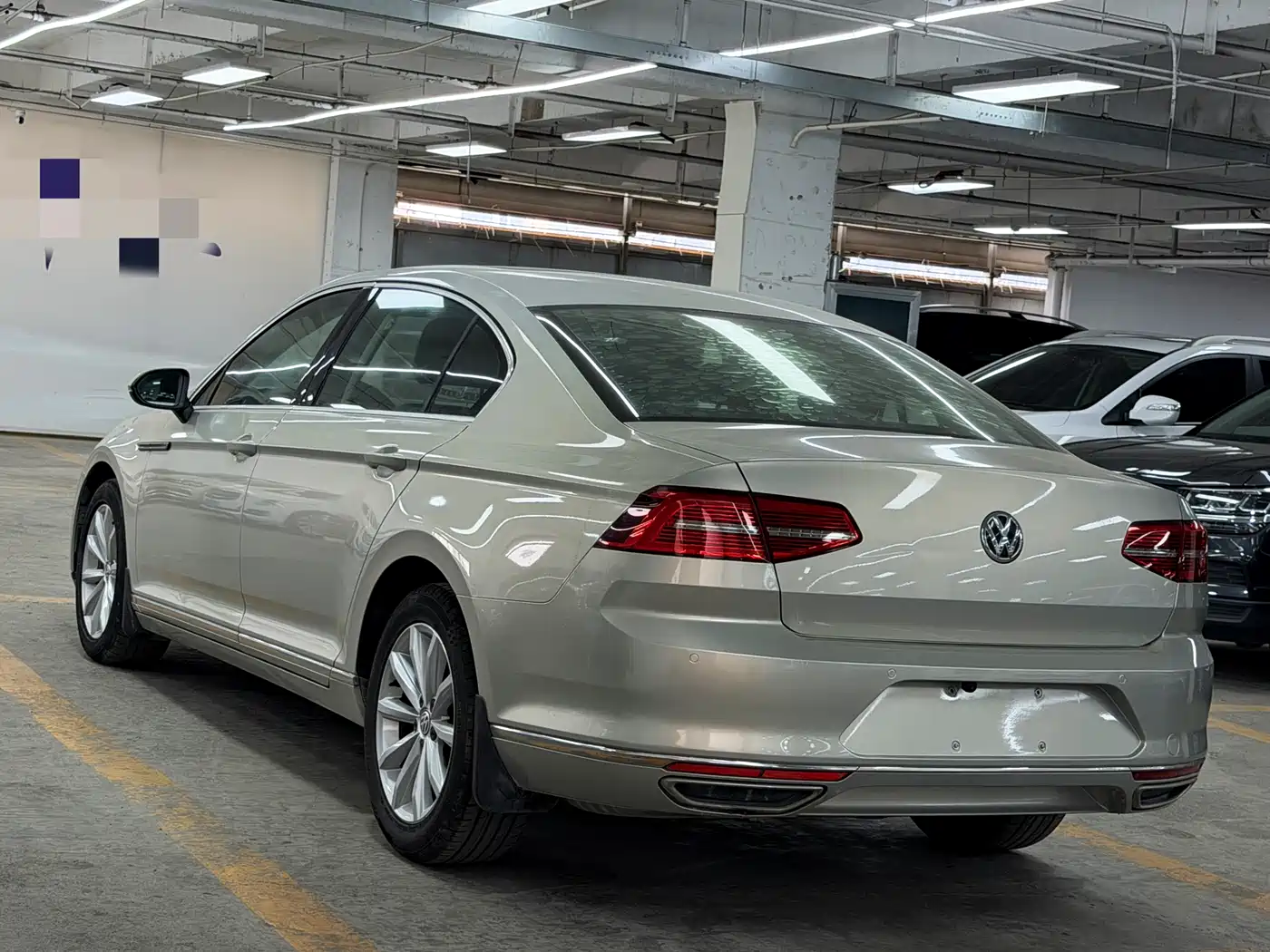Volkswagen Magotan 2017 330TSI DSG Leading фото 3