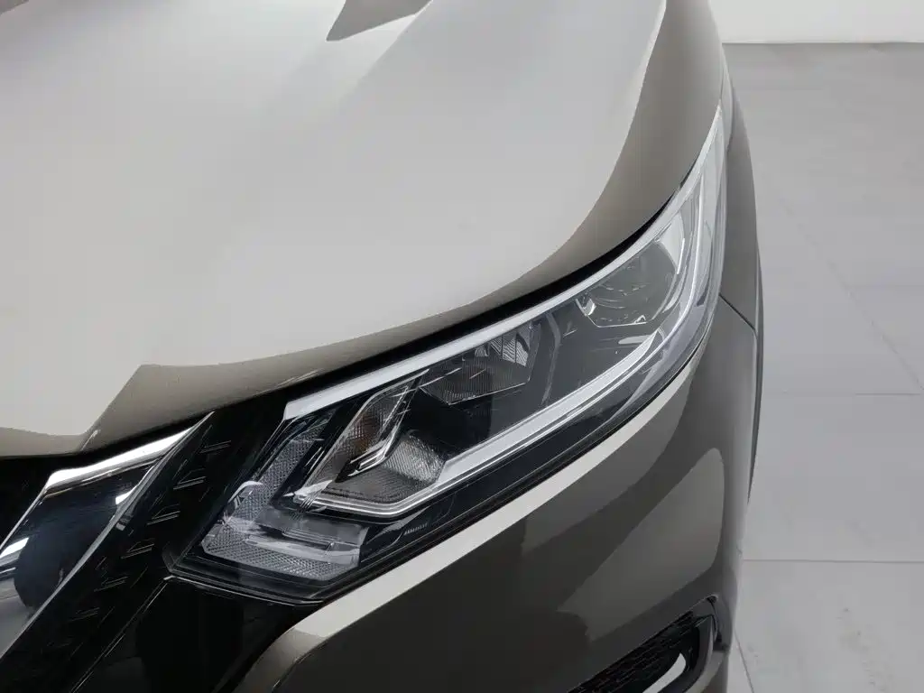 Фото 7 - Nissan Qashqai