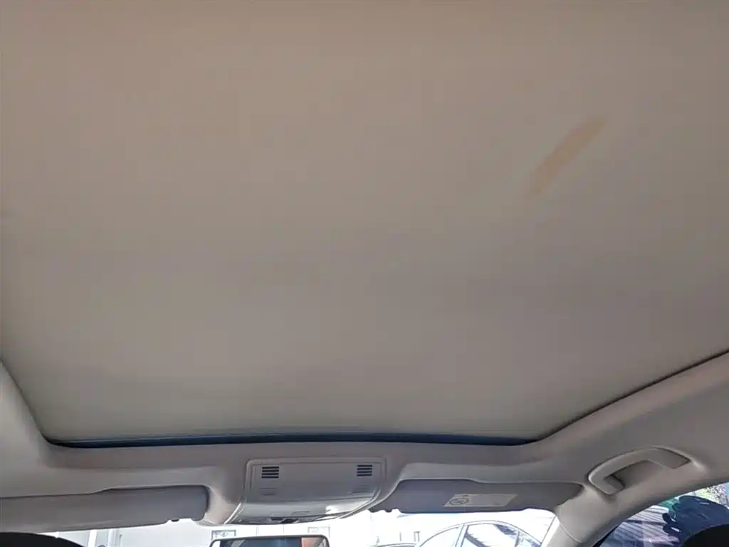 Volkswagen Magotan 2017 330TSI DSG Leading фото 18