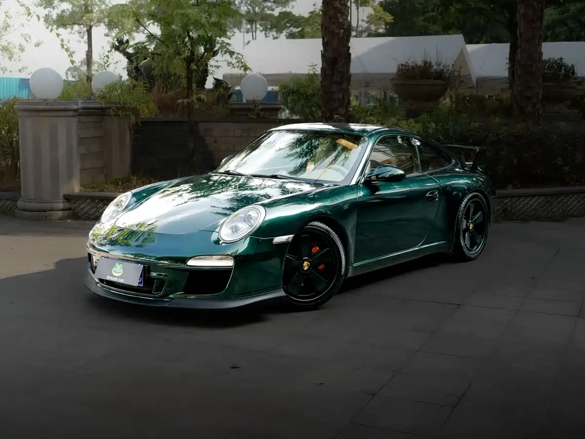 Porsche 911 2010 Carrera S 3.8L