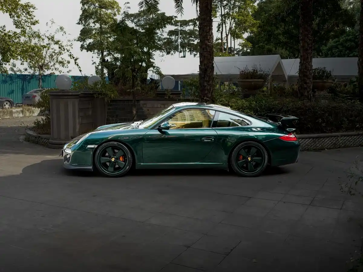 Porsche 911 2010 Carrera S 3.8L фото 9
