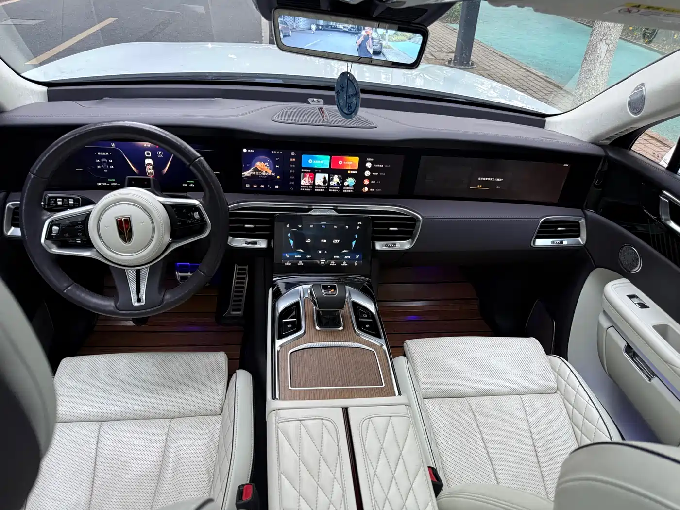 Hongqi E-HS9 2021 510km Flagship Edition 4-seater фото 6