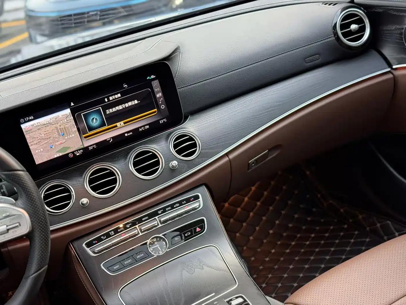 Mercedes-Benz E-Class 2019 E 300 L Sport Fashion фото 14