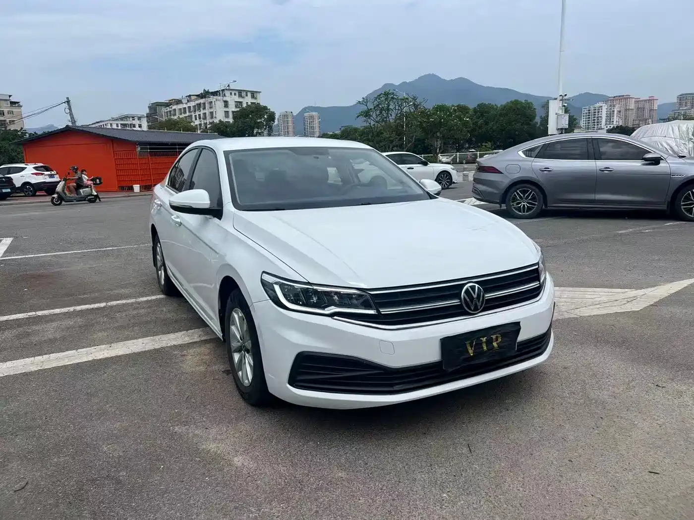 Volkswagen Bora 2020 1.5L Automatic Fashion фото 3
