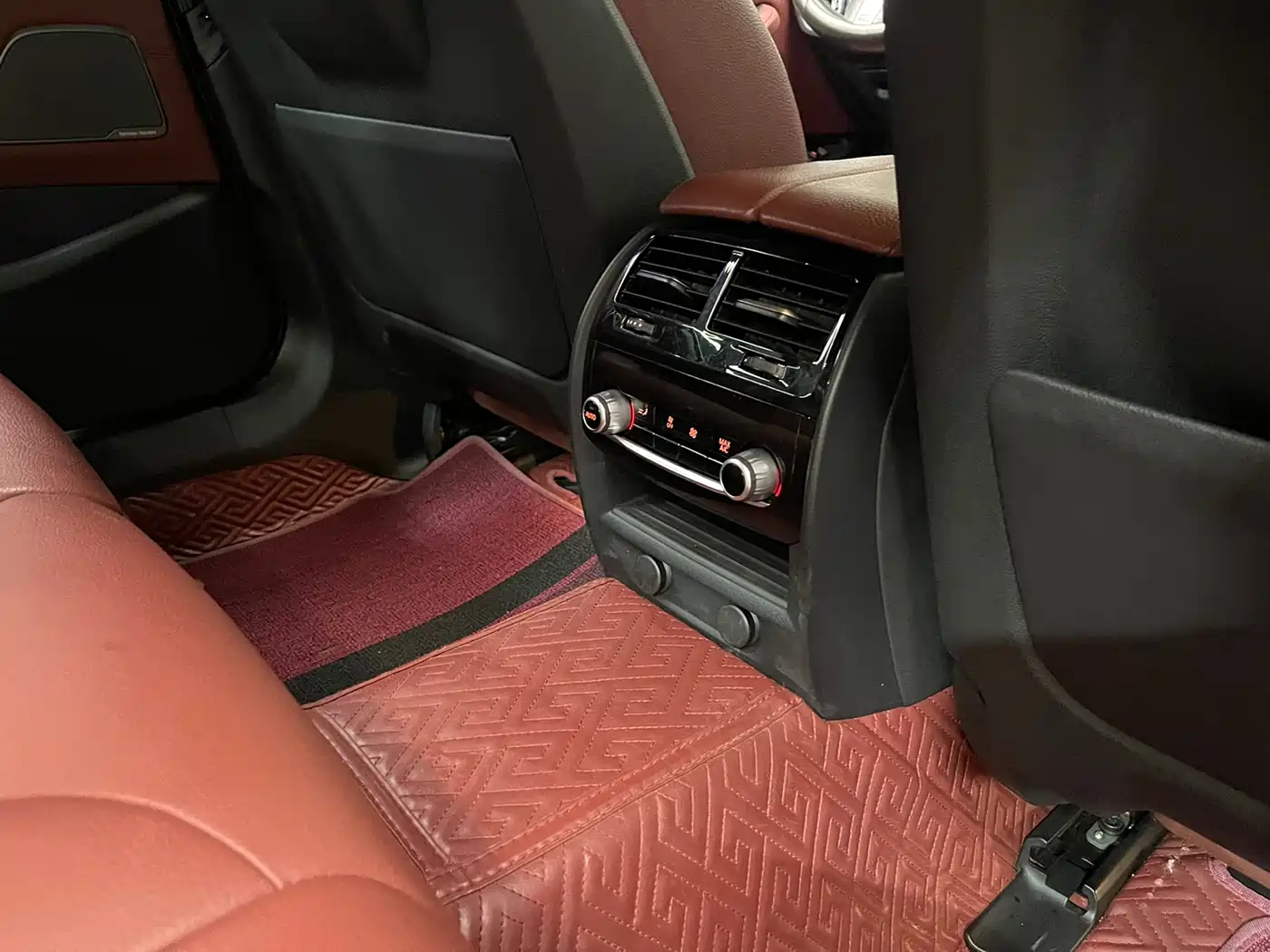 BMW 5 Series 2019 530Li Premium M Sport Package фото 12