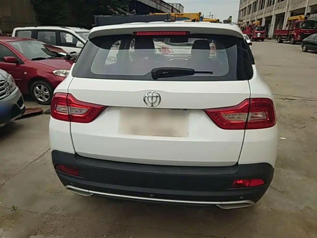 Zhonghua V3 2019 2017 1.5L Manual Comfort
